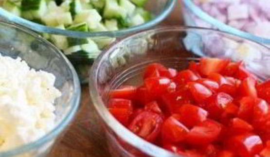 средиземноморский многослойный соус-дип