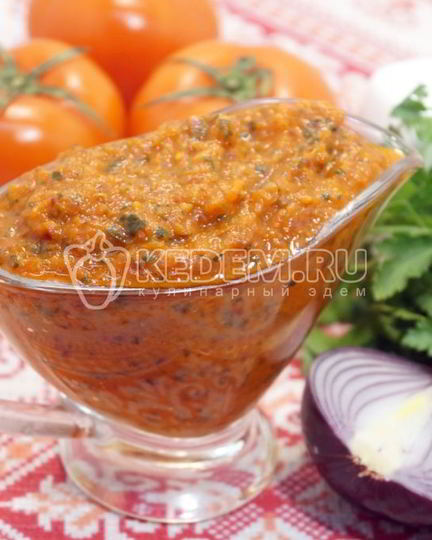 Рецепт томатного соуса с луком