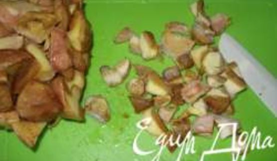 борщ с грибами и стручковой фасолью