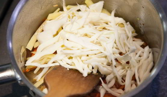 борщ с копченой скумбрией