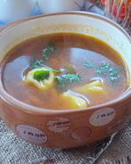 Борщ с пельменями