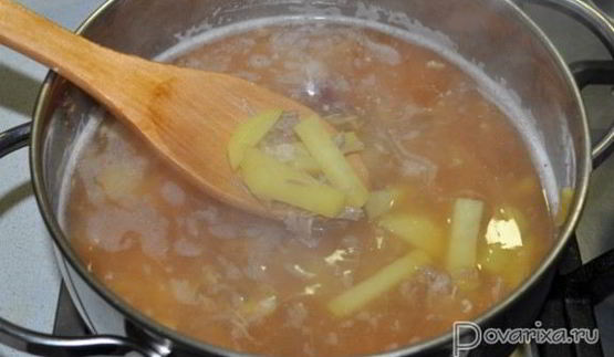 борщ со свекольной ботвой