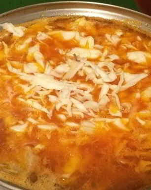 Борщ со свининой и свежей капустой