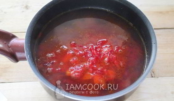 постный борщ с фасолью и килькой