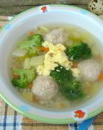 Детский суп с фрикадельками