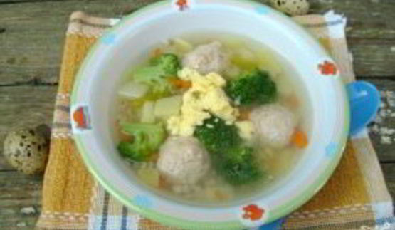 детский суп с фрикадельками