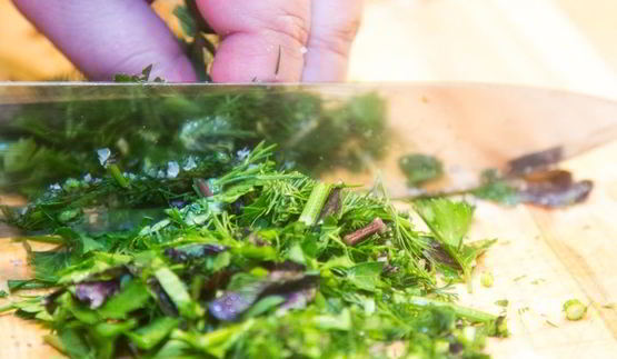 фасолевый суп с грецкими орехами