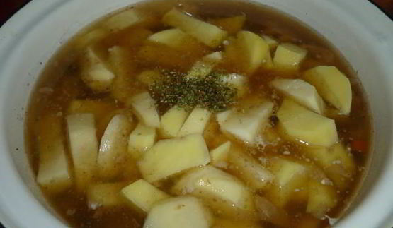 фасолевый суп с грибами и обжаренных ребрах