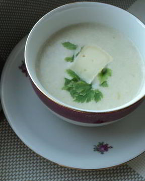 Крем-суп из кабачков с камамбером