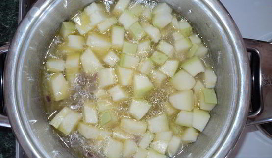 крем-суп из кабачков с камамбером