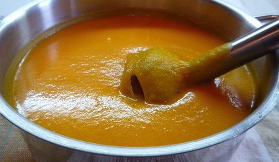 крем-суп из тыквы с яблоками