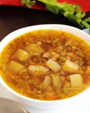 Простой суп из чечевицы