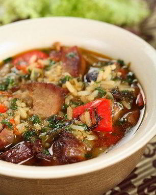 Суп из баранины с рисом, картофелем и алычой