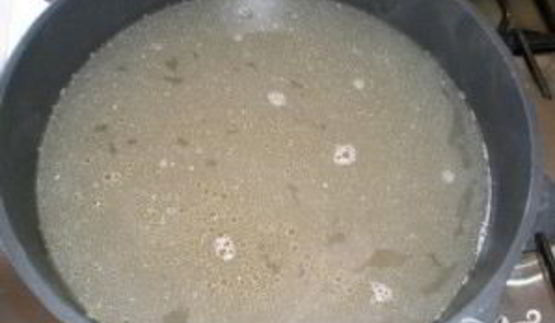 суп из говядины с томатной пастой