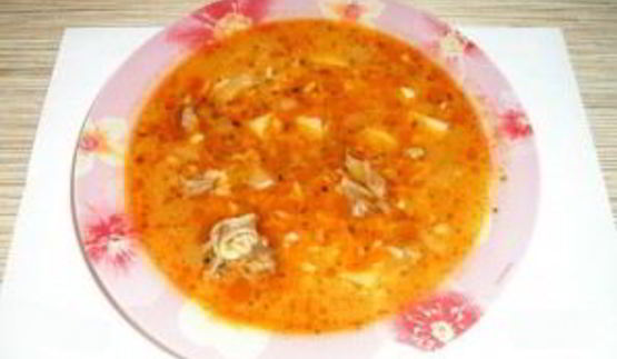 суп из говядины с томатной пастой