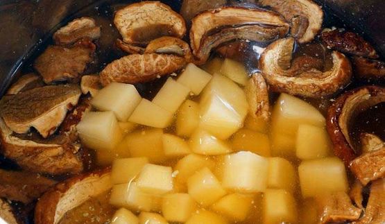 грибной суп-пюре со сливками