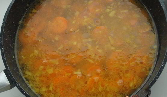 морковно-ананасовый суп-пюре с карри