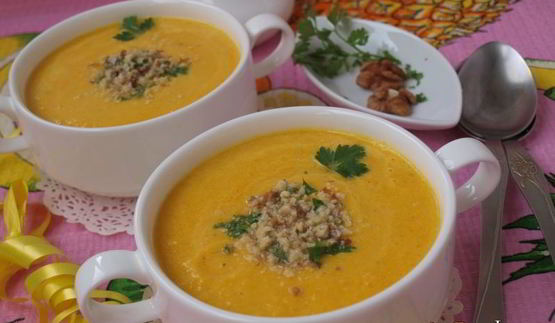 морковно-ананасовый суп-пюре с карри