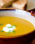 Осенний суп-пюре из мускатной тыквы с яблоком