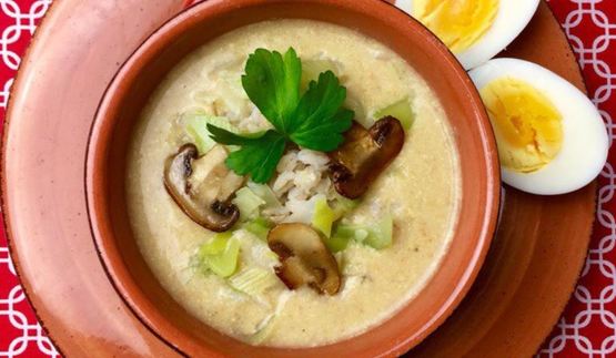 овощной перловый суп-пюре с луком-пореем и шампиньонами