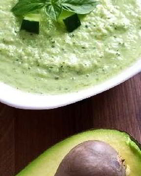Суп-пюре из авокадо