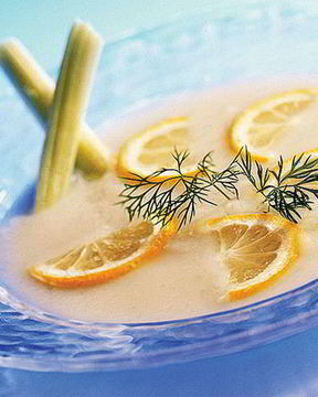 Суп-пюре из кабачка и сельдерея