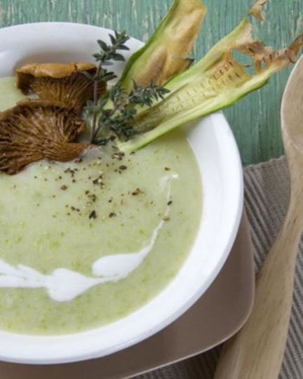 Рецепт супа-пюре из кабачков с лисичками