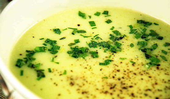 суп-пюре из кабачков со сливками