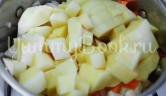 суп-пюре из корня сельдерея и картофеля