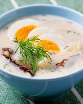 Суп-пюре из курицы и грибов по-французски