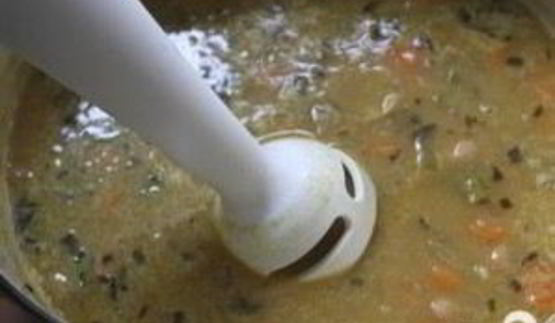 суп-пюре с фасолью и ветчиной