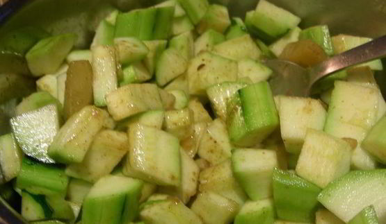 суп-пюре с цукини и карри