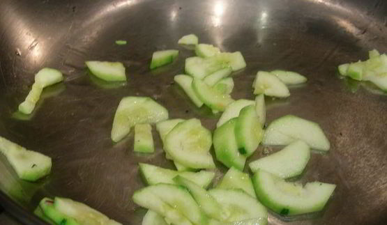 суп-пюре с цукини и карри