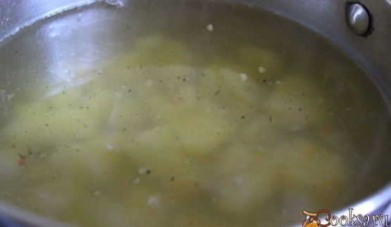 суп-пюре со щавелем и шпинатом