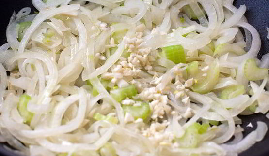 свекольный суп-пюре