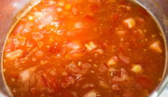 томатный суп-пюре с лососем и треской