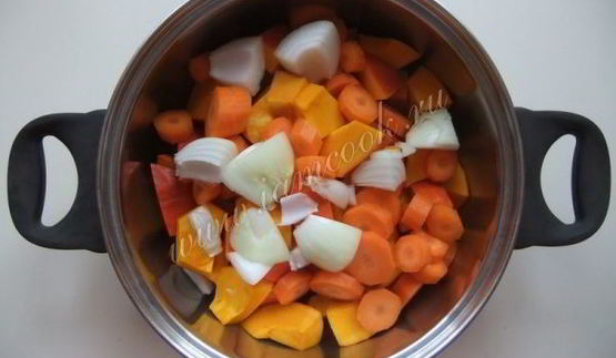 тыквенный суп-пюре с кокосовым молоком и имбирем