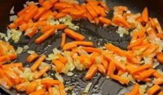 суп с гречкой и солеными огурцами