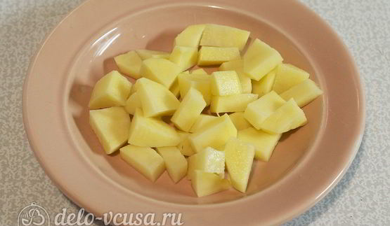 суп с пельменями и яйцом