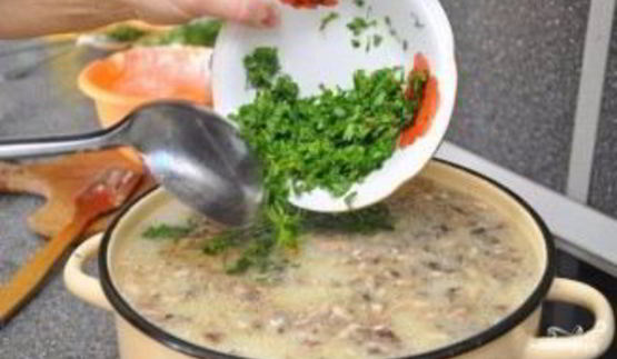 суп с шампиньонами и плавленым сыром