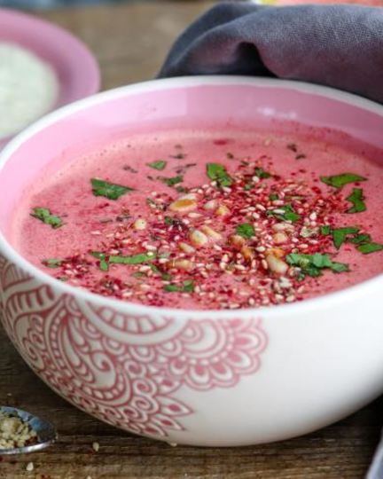 Рецепт свекольного супа с тахини и заатаром