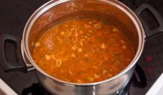 томатный крем-суп с макаронами