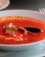 Томатный суп с морепродуктами