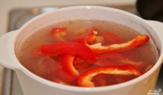 томатный суп с мясом