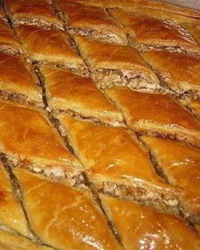 Армянская пахлава с орехами