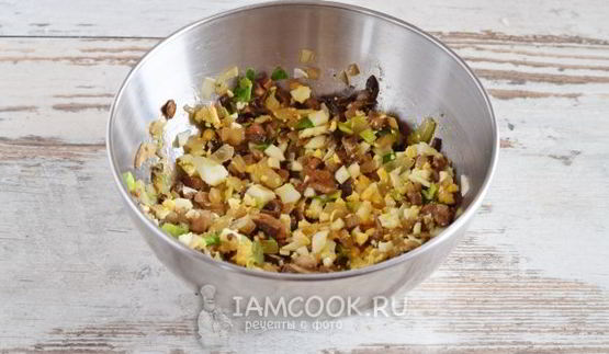 блинчики с грибами и яйцом