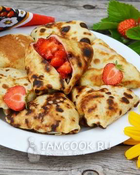Блинчики с клубникой