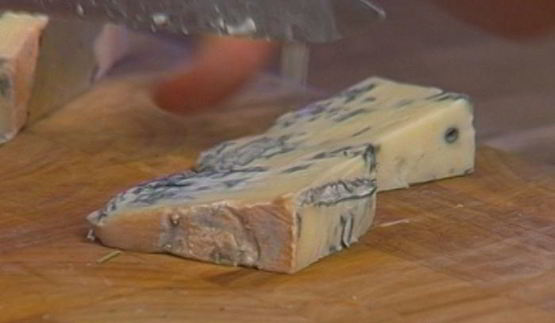 блины с грибами и голубым сыром