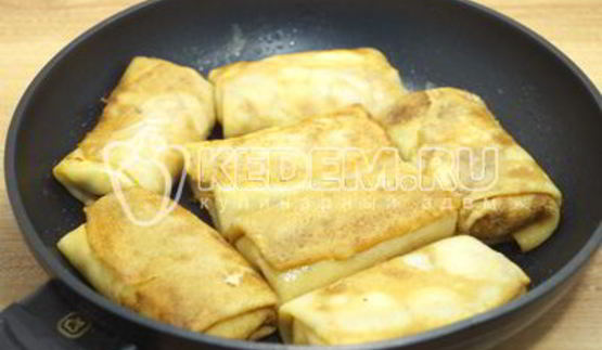 блины с творогом и изюмом