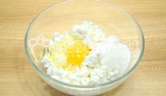 блины с творогом и изюмом